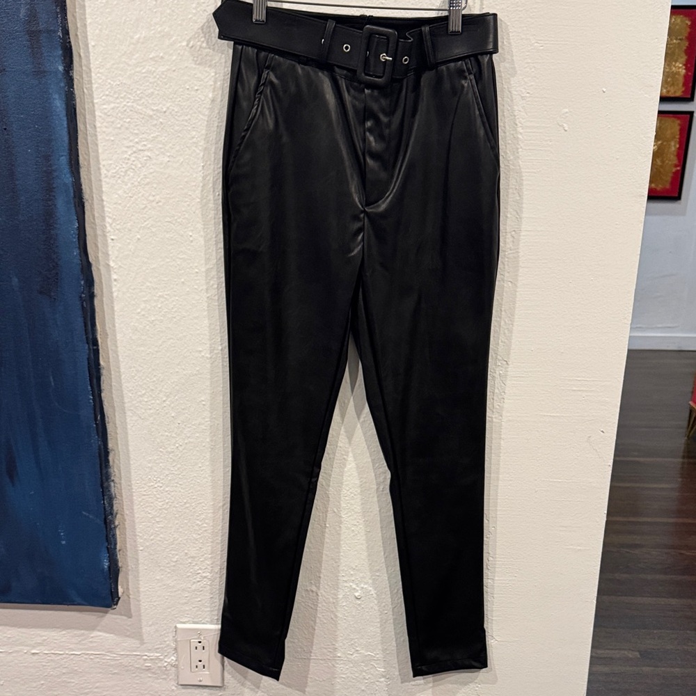 Black Belted Women's Trousers